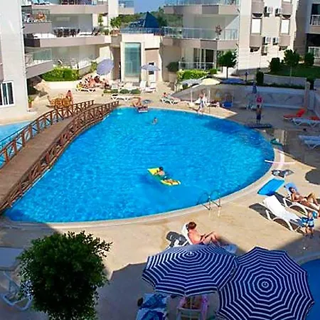 Spacious 2 Bed 2 Bath In One Of Sides Popular Communities فندق مانافجات